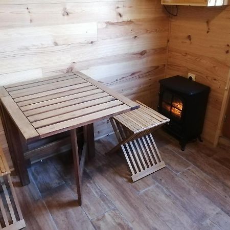 Cabane en bois Chatuzange-le-Goubet Exterior foto